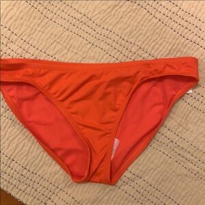 19. Gibson Latimer Bikini Bottom in Pop